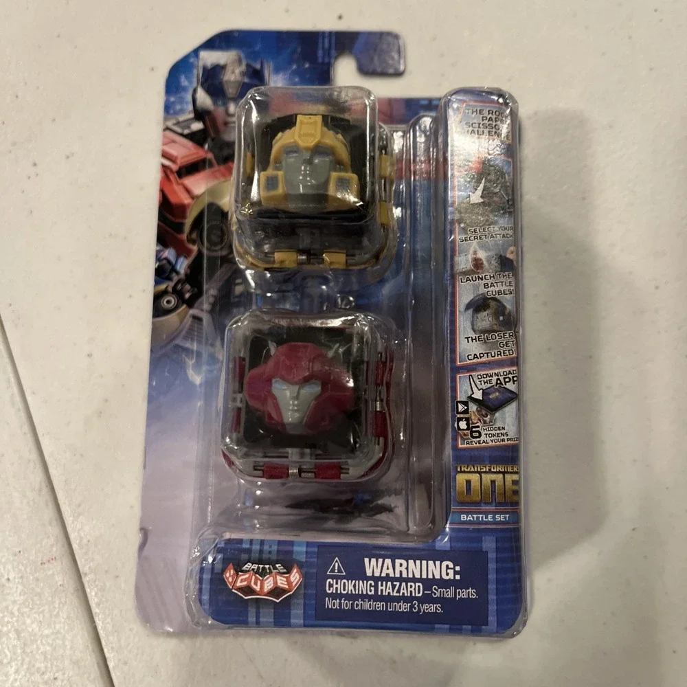 Transformers ONE‎ Battle Cubes Battle Set Bumblebee Vs Elita New